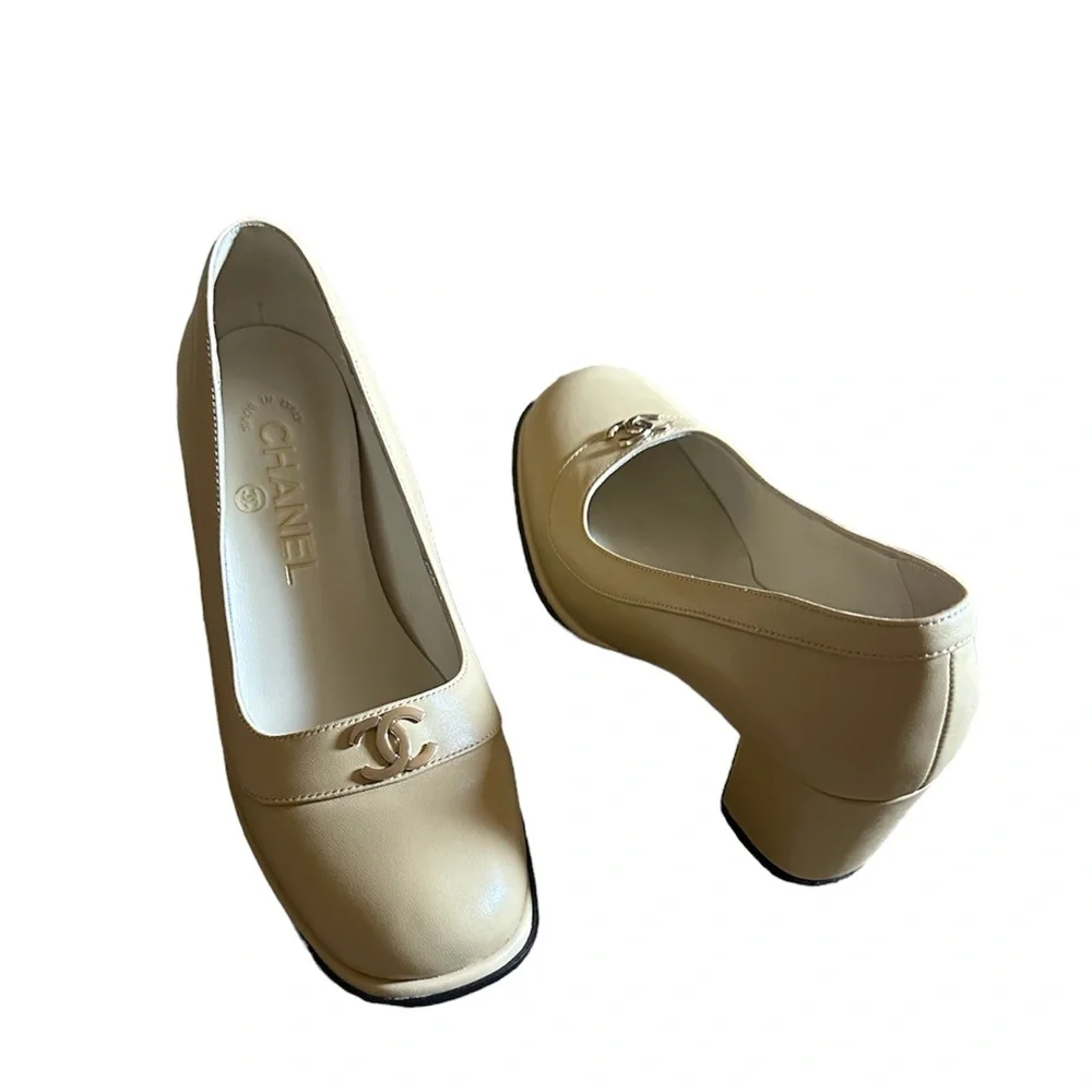Chanel Shoes Size 36 - Picture 1 of 8